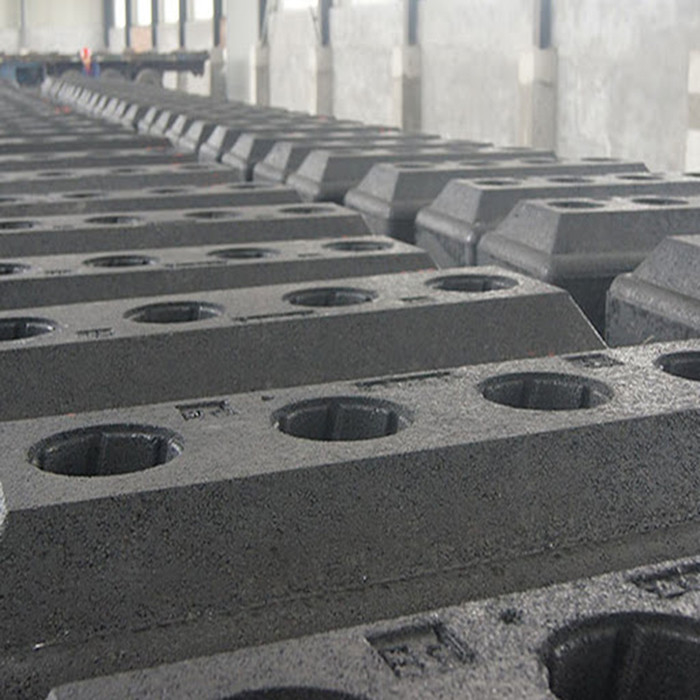 Blok Karbon Anode yang Dapat Dikustomisasi Kekuatan Lipat 10-15 MPa Ketumpatan Bulk 0,9-1.1 G/cm3
