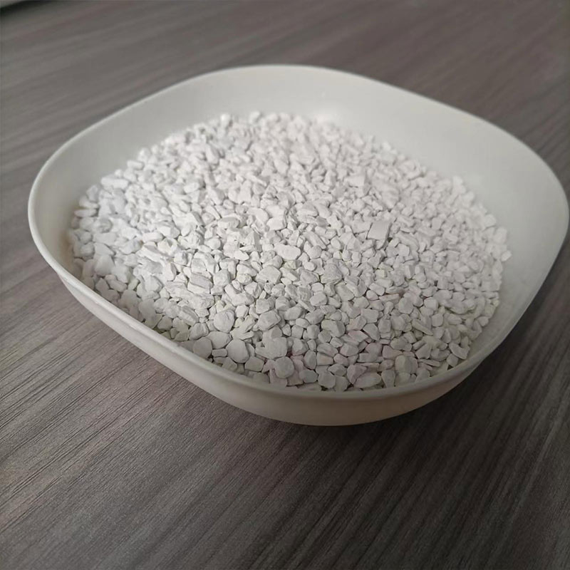Cryolite sintetis berbutir dengan titik leleh 1025o C untuk agen pemurnian