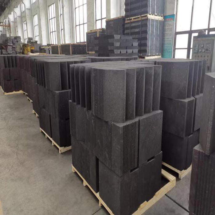 Aluminium sel elektrolitik Katode Karbon Blok dengan Koefisien Ekspansi Termal 2.0-2.5 X10-6 / C Disesuaikan