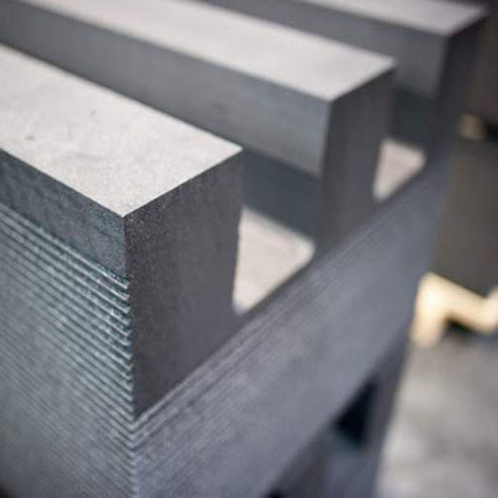 Aluminium Electrolytic Cells Cathode Carbon Block dengan Porositas 18-22% dan Konduktivitas Termal 150-200 W/mK