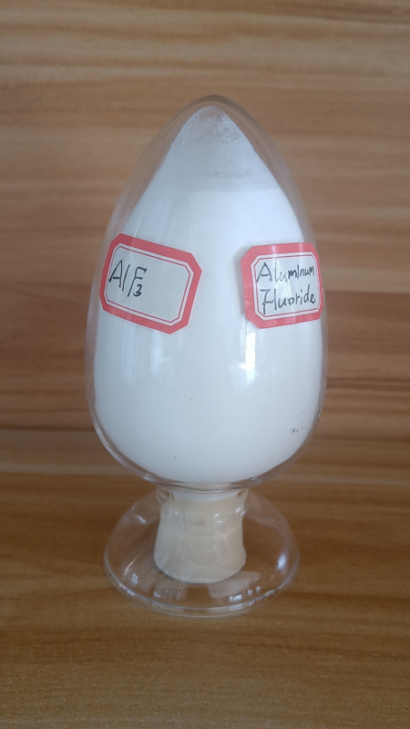 Produksi peleburan Fluorida Aluminium, Mengurangi Titik Peleburan Dan Meningkatkan Konduktivitas Elektrolit