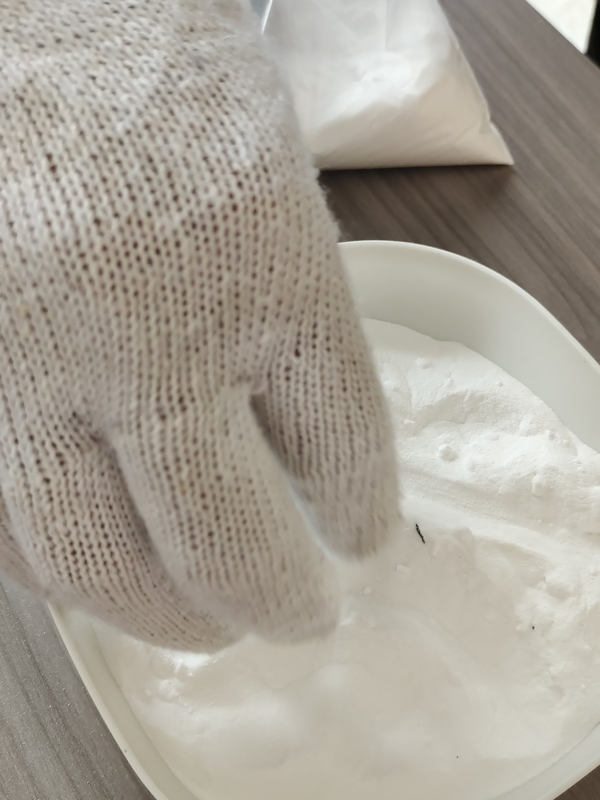 CAS15096-52-3 Garam Fluorida Inorganik Kristalin Putih Kryolit Sintetis Na3AlF6 untuk Produksi Kaca