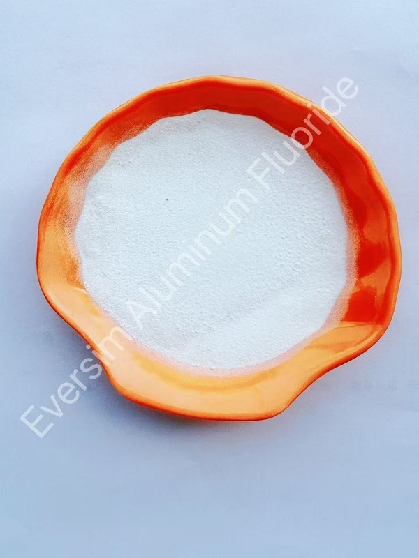 Produk kimia Berat molekul 83.98 CAS7784-18-1 Aluminium Fluoride Alf3 untuk Flux of Ceramic Glaze