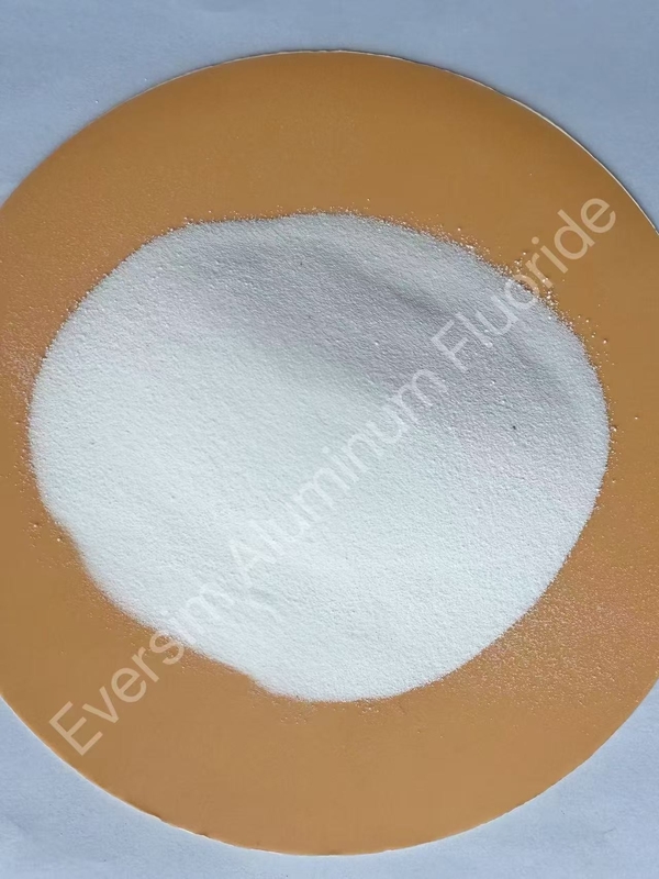 Kemurnian Tinggi 98% Berat Molekuler 83,98 Alf3 Aluminium Fluoride Untuk Flux Material Industri Grade